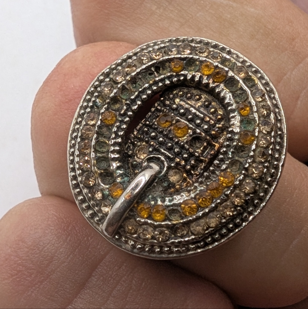 Elegant Silver and Gold-Toned Buckle‎ Ring